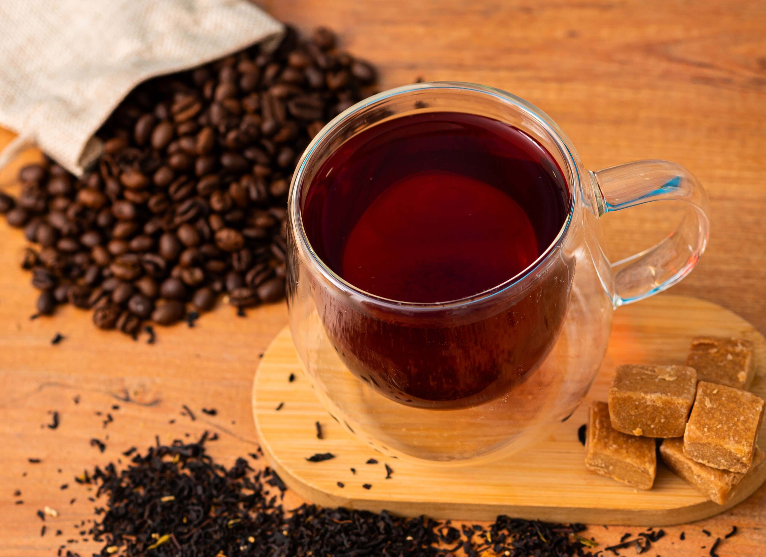 chá preto como substituto do café